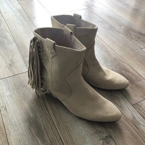 Zara fringe cream boots - Size 39